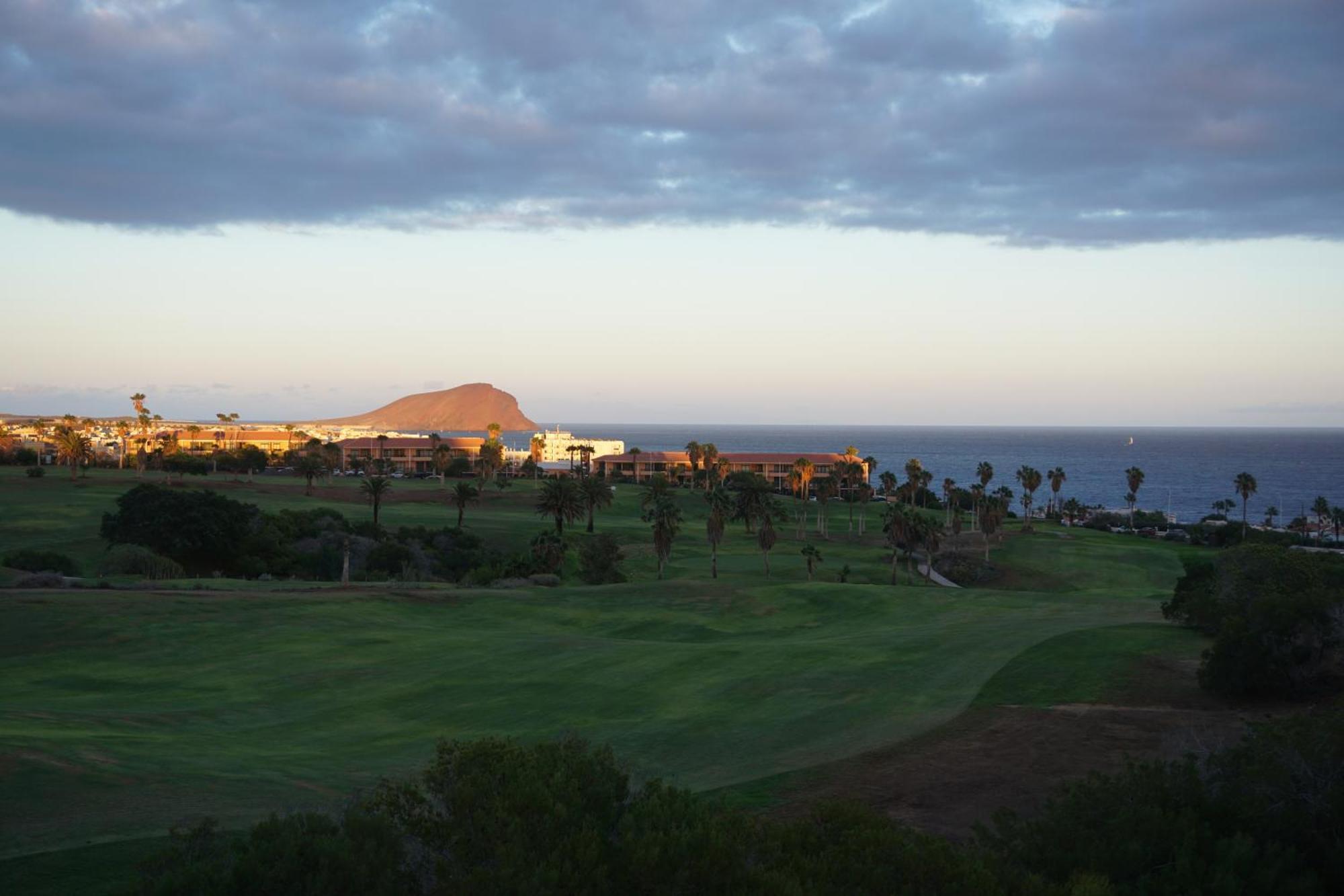 Golf Del Sur Apartment - Magnificent Panorama Of The Ocean, El Teide, And Montana Roja San Miguel de Abona Exteriör bild